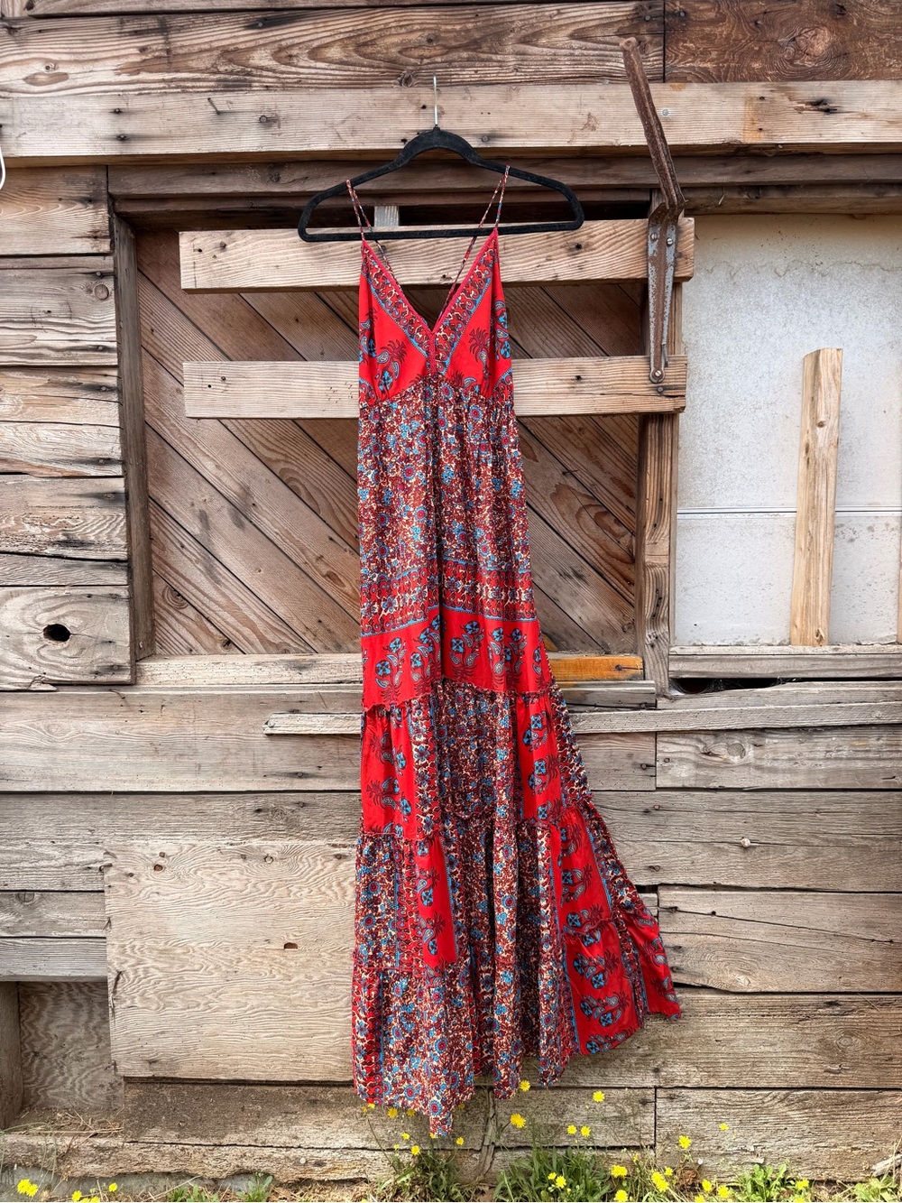 Boho Red Floral Tiered Maxi Dress with V-Neck